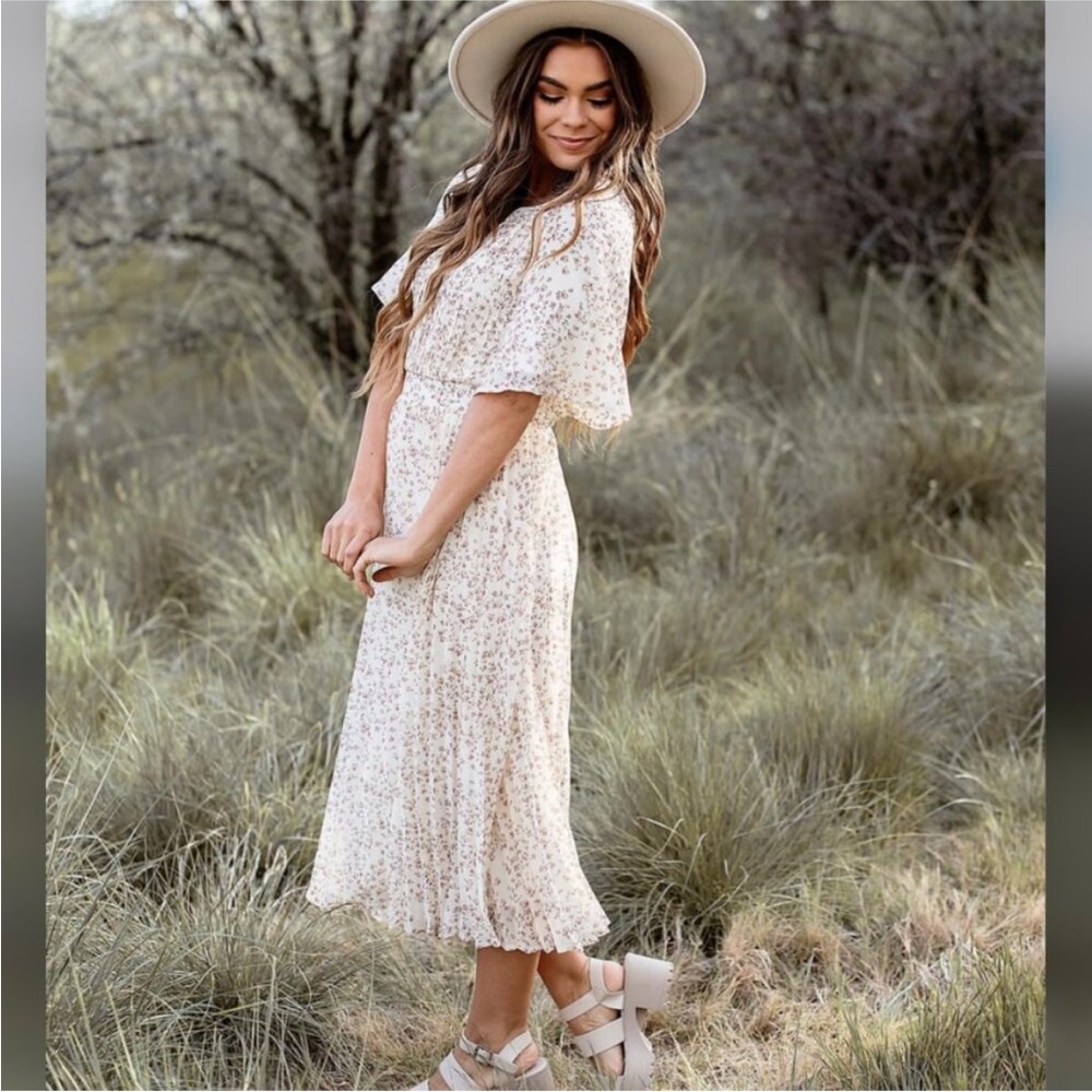 Orange Creek White Cream Tiered Midi Dress